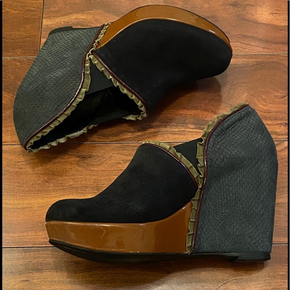 Kron Wedges - Picture 8 of 11